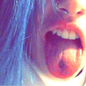 Acrylic tongue rings (14g)